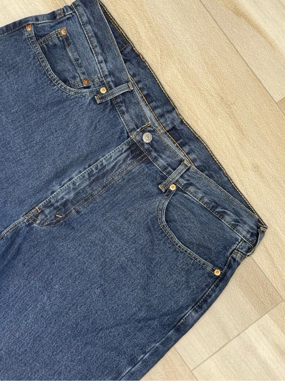 Levi's 550 Relaxed Fit Tapered Leg Jeans Mens Dark Wash Blue 38X32 Msrs 37x31 - Picture 4 of 12